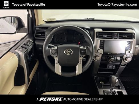 Used 2021 Toyota 4Runner SR5 Premium w/ Moonroof Package AWD/4WD image 20