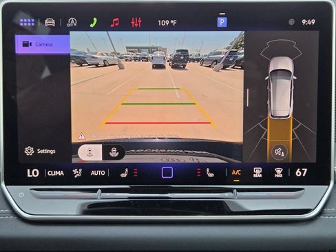New 2026 Volkswagen Tiguan SE R-Line FWD image 17
