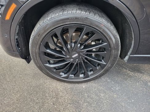 Certified 2023 Lincoln Aviator Reserve w/ Equipment Group 201A image 23