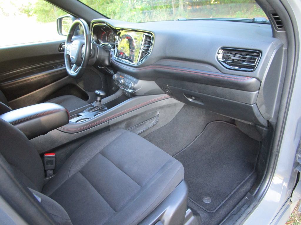 Used 2025 Dodge Durango GT AWD/4WD image 29