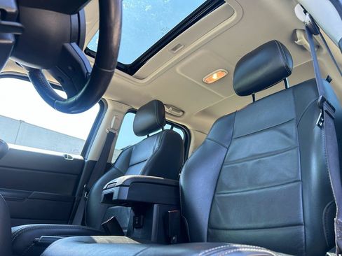 Used 2017 Jeep Patriot High Altitude AWD/4WD image 10