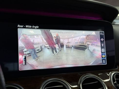 Used 2018 Mercedes-Benz E 400 4MATIC Wagon image 63