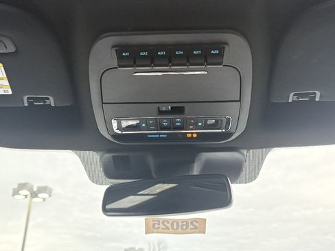 New 2026 Ford F450 Platinum w/ FX4 Off-Road Package AWD/4WD image 35