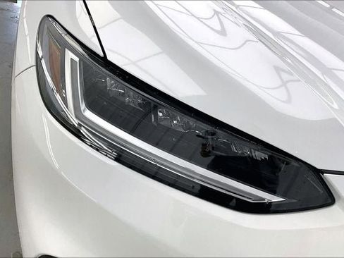 New 2026 Honda HR-V LX image 15