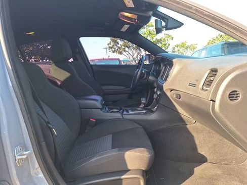 Used 2022 Dodge Charger R/T w/ Driver Convenience Group image 20