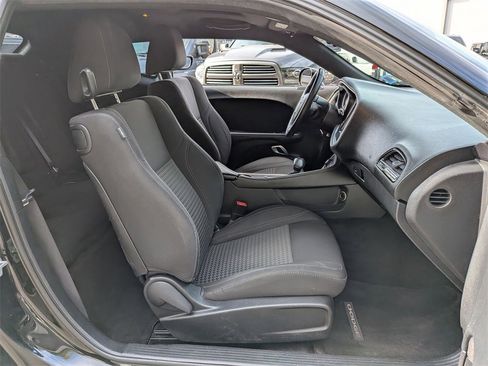 Used 2015 Dodge Challenger R/T w/ Quick Order Package 28B R/T image 20