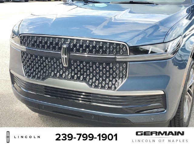 New 2027 Lincoln Navigator Premiere AWD/4WD image 13