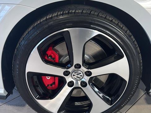 Used 2019 Volkswagen GTI Rabbit Edition image 7