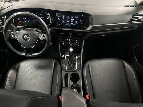 Used 2020 Volkswagen Jetta SEL FWD image 2