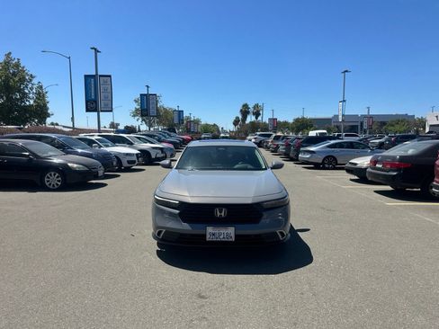 Used 2024 Honda Accord Touring image 1