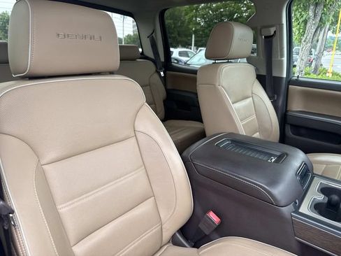 Used 2017 GMC Sierra 1500 Denali w/ Denali Ultimate Package AWD/4WD image 13