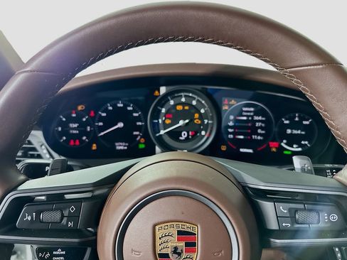 Certified 2024 Porsche 911 Carrera image 13