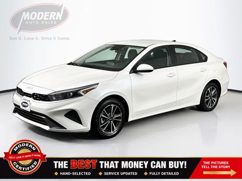 Used 2023 Kia Forte LXS FWD image 1
