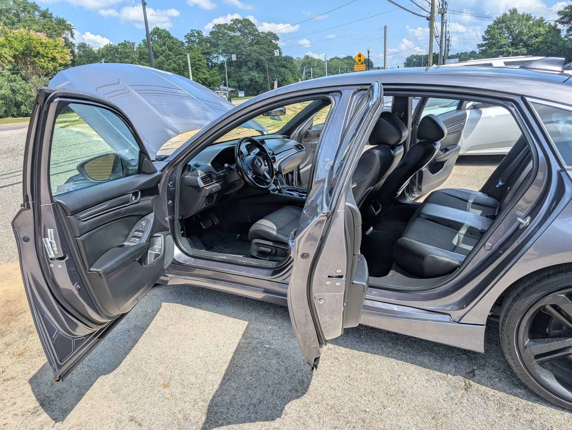 Used 2019 Honda Accord Sport image 14