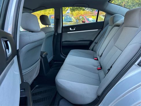 Used 2008 Mitsubishi Galant ES image 11