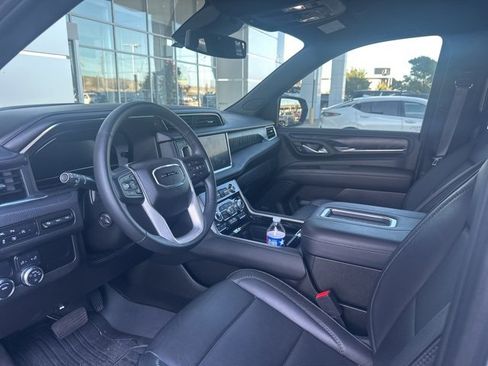 Used 2023 GMC Yukon Denali w/ LPO, Floor Liner Package image 5