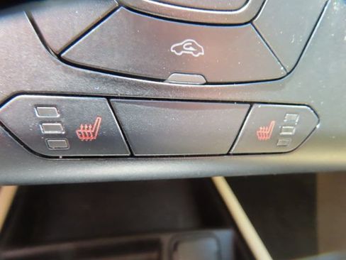 Used 2013 Ford Fusion SE FWD image 25