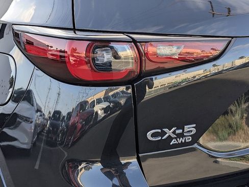 New 2025 MAZDA CX-5 AWD 2.5 S w/ Select Package image 12