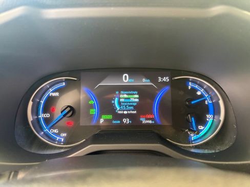 Used 2023 Toyota RAV4 SE w/ Weather & Moonroof Package AWD/4WD image 16