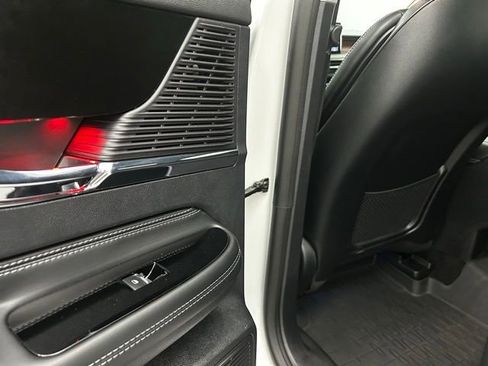 Used 2022 Lincoln Corsair Reserve w/ Elements Package image 35