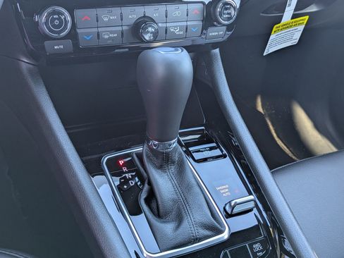 New 2026 Jeep Compass Limited image 17