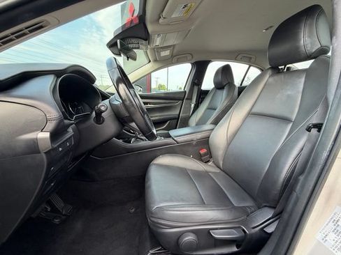Used 2025 MAZDA MAZDA3 s FWD image 14