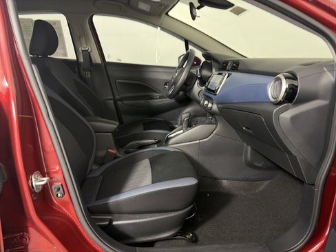 Certified 2025 Nissan Versa SV image 42