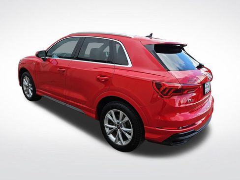 Used 2024 Audi Q3 2.0T Premium AWD/4WD image 3