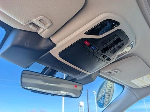 Used 2025 Subaru Legacy Premium image 32