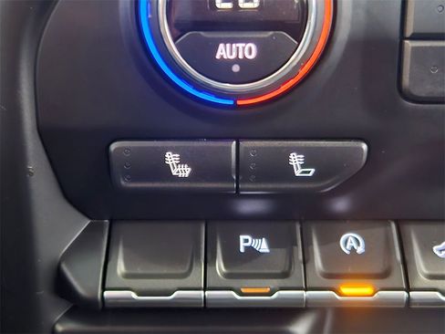 Used 2019 Chevrolet Silverado 1500 LT w/ All-Star Edition image 28