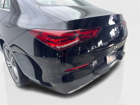 Used 2022 Mercedes-Benz CLA 250 CLA 250 image 19