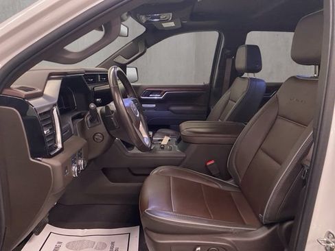 Used 2023 GMC Sierra 1500 Denali AWD/4WD image 8