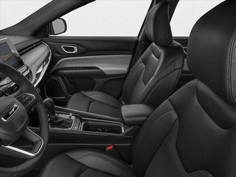 New 2026 Jeep Compass Latitude image 6