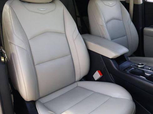 Used 2020 Cadillac XT4 Luxury FWD image 22