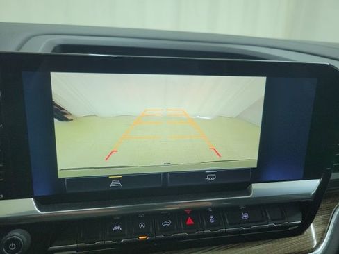 Used 2023 Chevrolet Silverado 1500 LT image 27