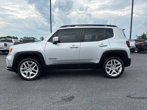 Used 2021 Jeep Renegade Latitude AWD/4WD image 12