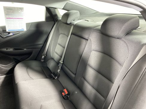 Used 2025 Chevrolet Malibu LT image 31
