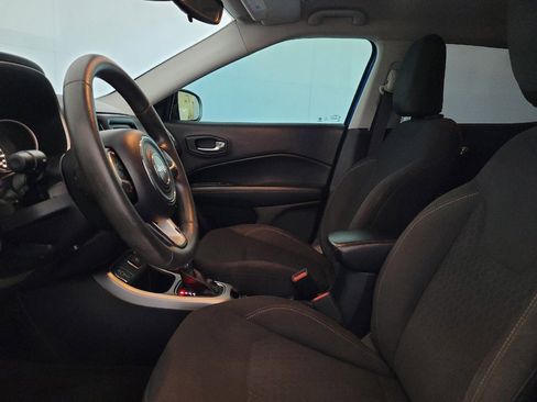 Used 2018 Jeep Compass Sport FWD image 17