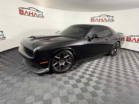 Used 2019 Dodge Challenger R/T Scat Pack w/ Driver Convenience Group image 5
