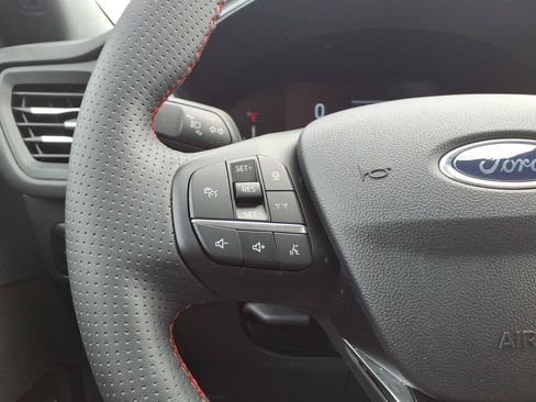 Certified 2024 Ford Escape ST-Line w/ Tech Pack #1 AWD/4WD image 17