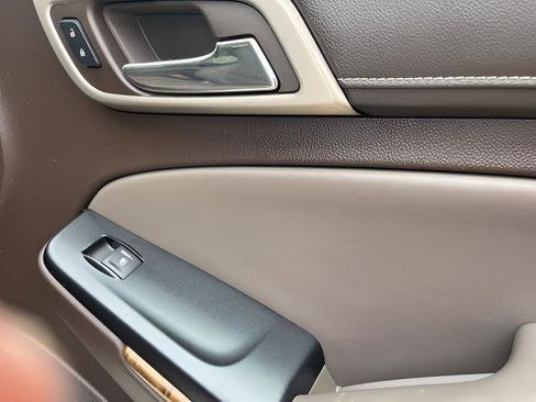 Used 2015 GMC Yukon Denali w/ Open Road Package image 25