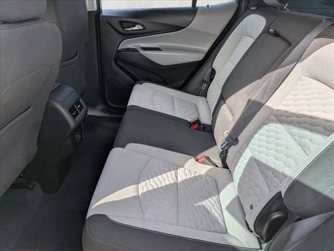 Used 2019 Chevrolet Equinox LS image 17