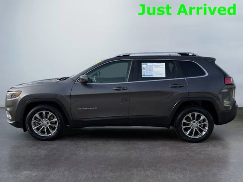 Used 2019 Jeep Cherokee Latitude Plus image 6