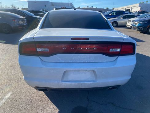 Used 2014 Dodge Charger SXT image 7