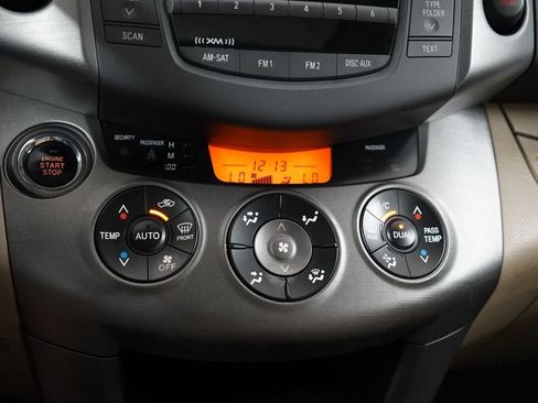 Used 2010 Toyota RAV4 Limited FWD image 18