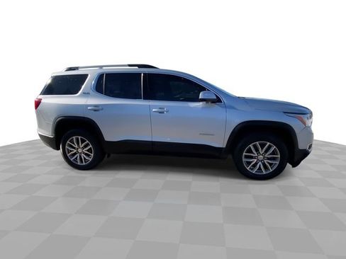 Used 2019 GMC Acadia SLE image 3