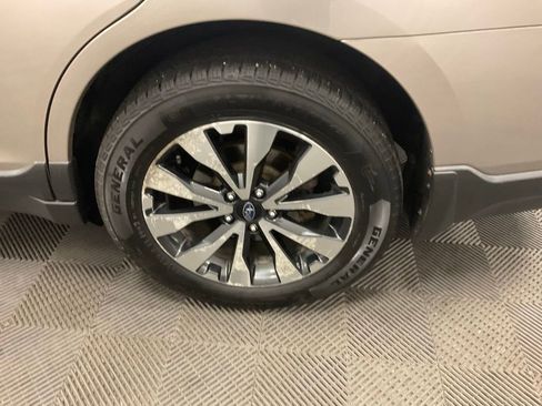 Used 2015 Subaru Outback 2.5i Limited AWD/4WD image 7