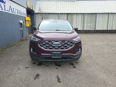 Used 2019 Ford Edge SEL w/ Equipment Group 201A AWD/4WD image 4