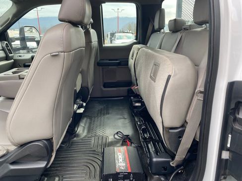 Used 2018 Ford F450 XL w/ Power Equipment Group image 27