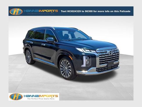 Used 2024 Hyundai Palisade Calligraphy FWD image 1